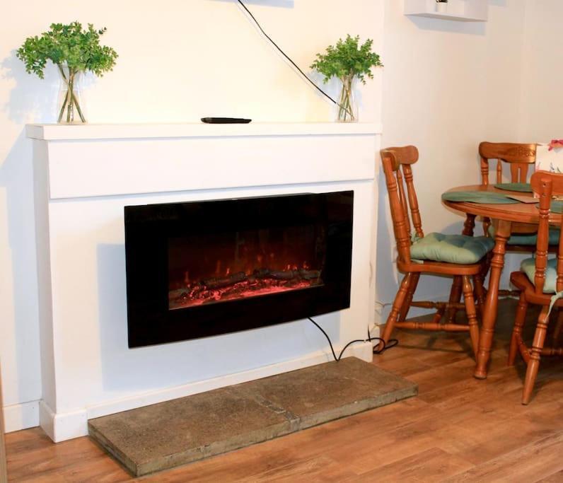 Flat 12A - Central, Modern, Bright Apartment With Free Wifi Oban Bagian luar foto